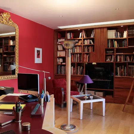 לינה וארוחת בוקר Maison Mouillard *